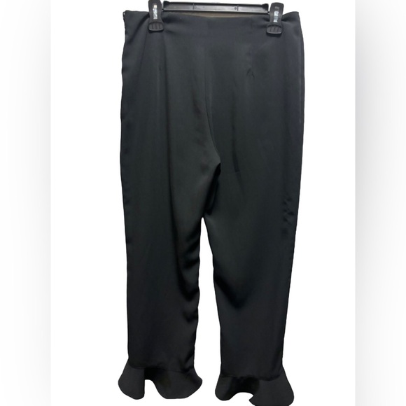 Who What Wear Black Ruffle Slacks Size 4 - Picture 3 of 8